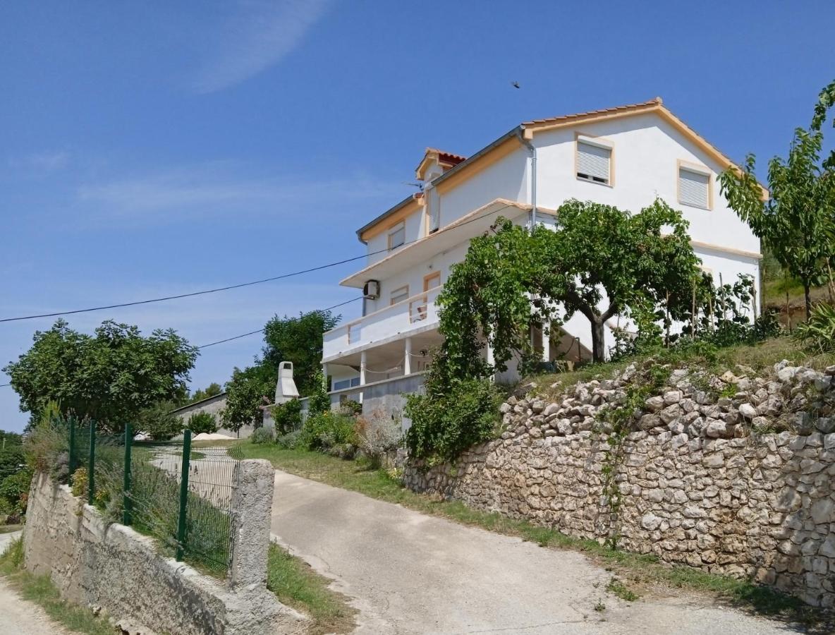Family Paradise Razanac Exterior photo